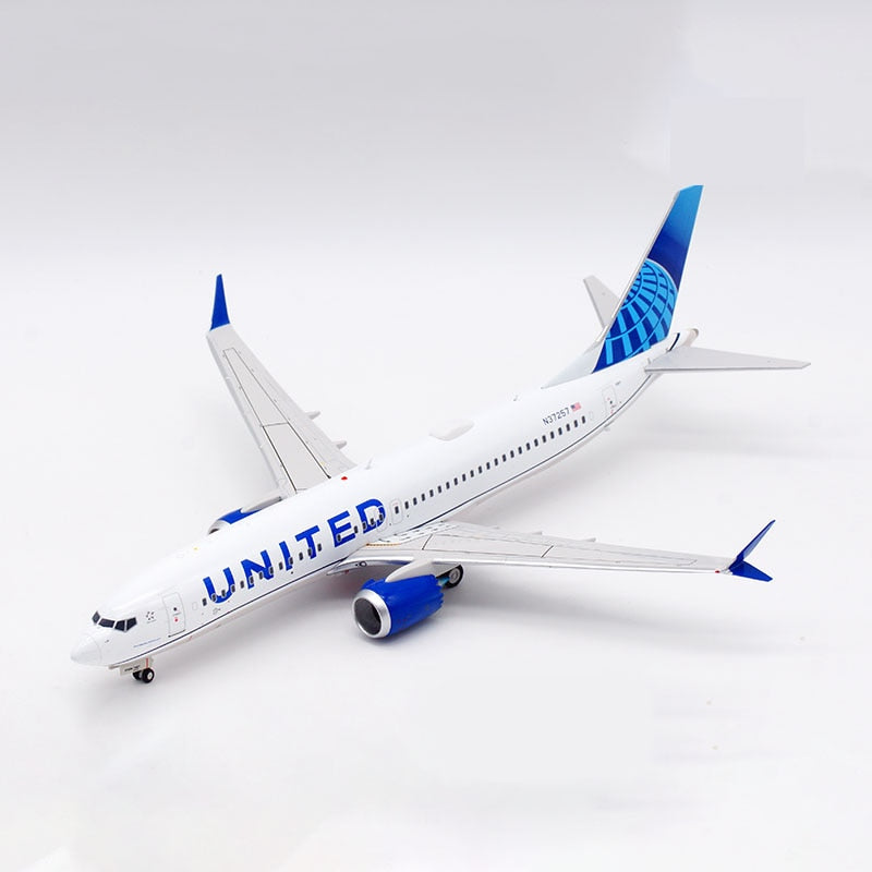 B737-8MAX United Airlines 1/200